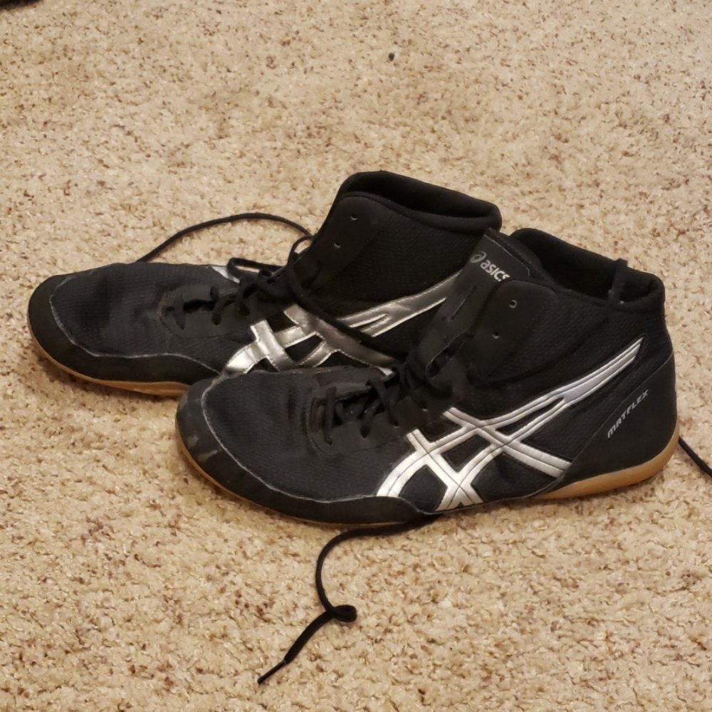 Asics Matflex 5 wrestling shoes